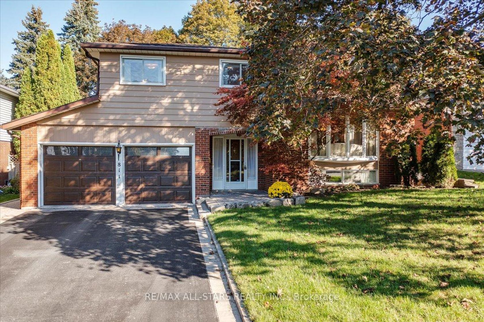 811 Grace Street S, College Manor, Newmarket photo 6 811 Grace Street S, College Manor, Newmarket photo 6