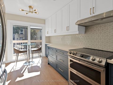 Photo 6 at 85 Cheryl Shepway, Don Valley Village, Toronto