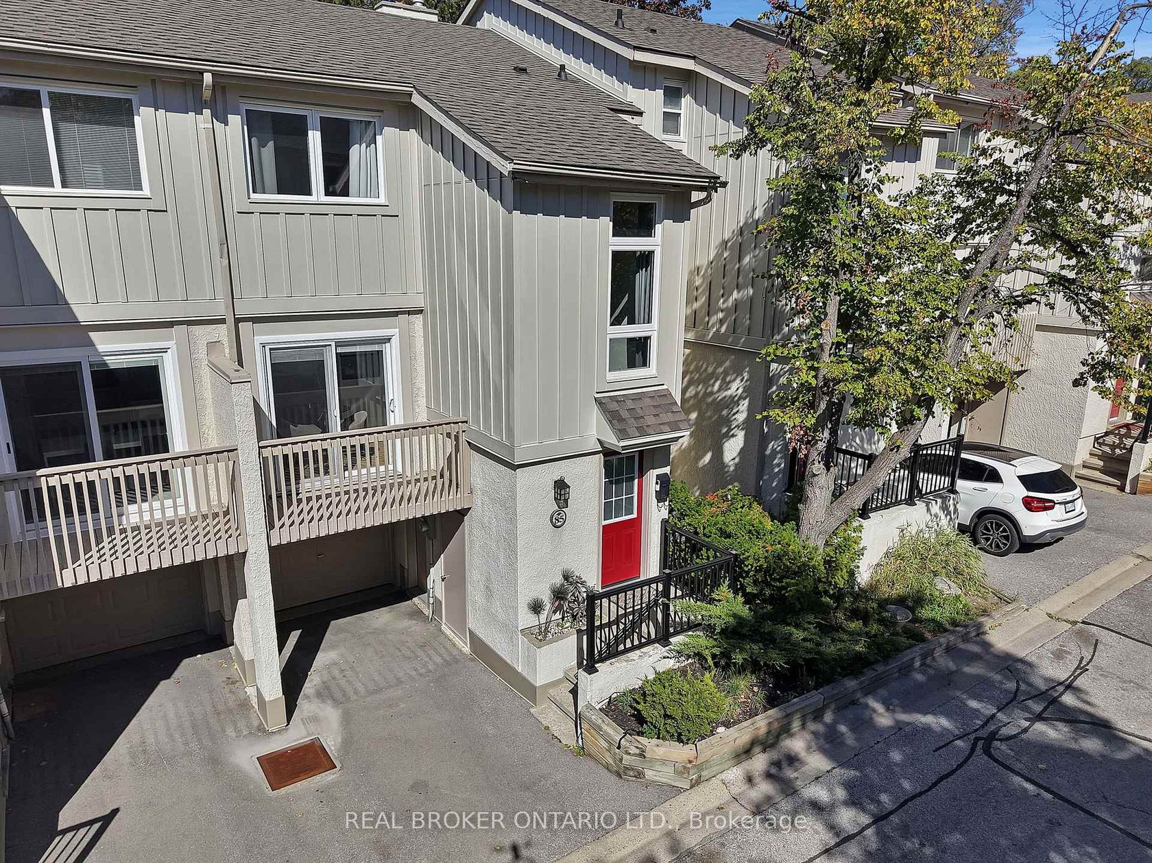 85 Cheryl Shepway, Don Valley Village, Toronto 