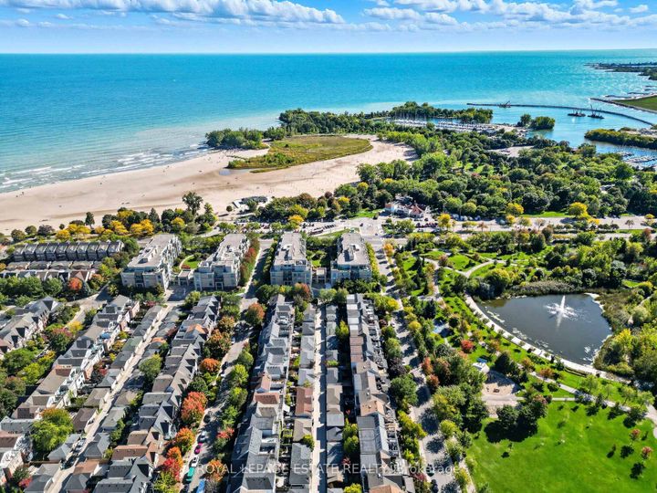 Photo 34 at Ph9 - 9 Boardwalk Drive, The Beaches, Toronto