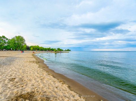 Photo 38 at Ph9 - 9 Boardwalk Drive, The Beaches, Toronto