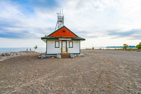 Photo 39 at Ph9 - 9 Boardwalk Drive, The Beaches, Toronto