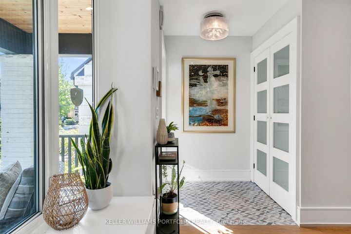 Photo 1 at 470 Merton Street, Mount Pleasant East, Toronto