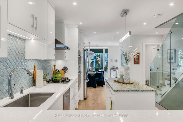 Photo 7 at 470 Merton Street, Mount Pleasant East, Toronto