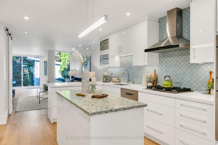 Photo 8 at 470 Merton Street, Mount Pleasant East, Toronto