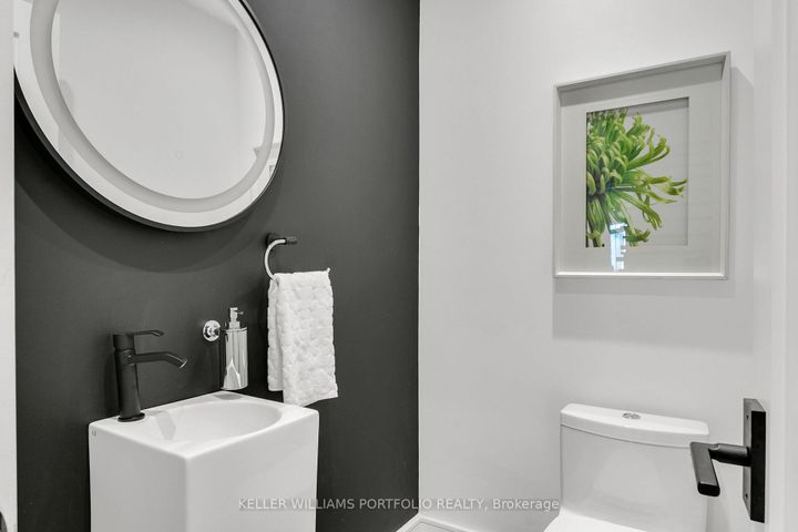 Photo 17 at 470 Merton Street, Mount Pleasant East, Toronto