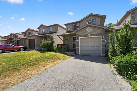 Photo 2 at 219 Nathan Crescent, Painswick South, Barrie Photo 2 at 219 Nathan Crescent, Painswick South, Barrie