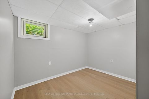 Photo 37 at 219 Nathan Crescent, Painswick South, Barrie