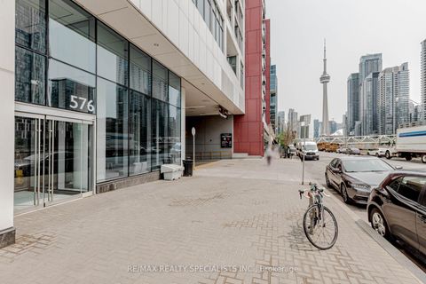 Photo 1 at 1705 - 576 FRONT Street W, Waterfront Communities C1, Toronto