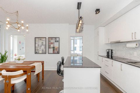 Photo 21 at 1705 - 576 FRONT Street W, Waterfront Communities C1, Toronto