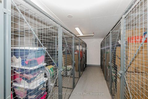 Photo 39 at 1705 - 576 FRONT Street W, Waterfront Communities C1, Toronto