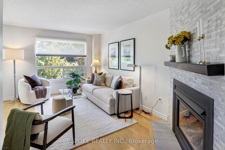 Photo 3 at 3 - 3079 Fifth Line W, Erin Mills, Mississauga