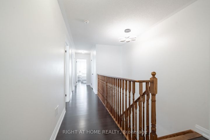 Photo 17 at 182 Meadowhawk Trail, Bradford, Bradford West Gwillimbury