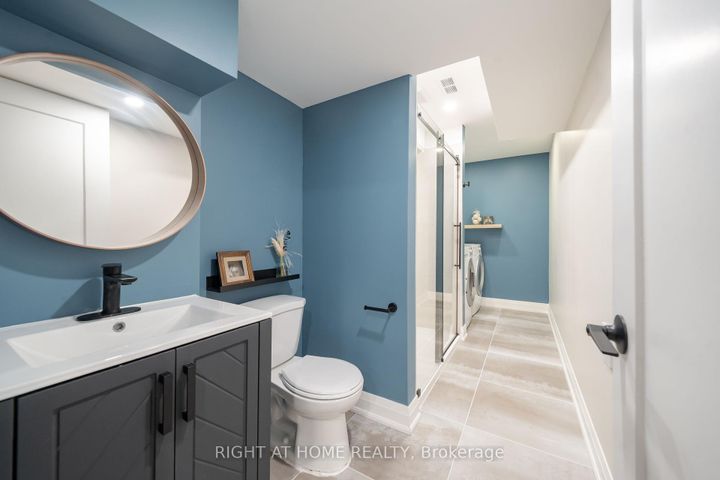 Photo 37 at 182 Meadowhawk Trail, Bradford, Bradford West Gwillimbury