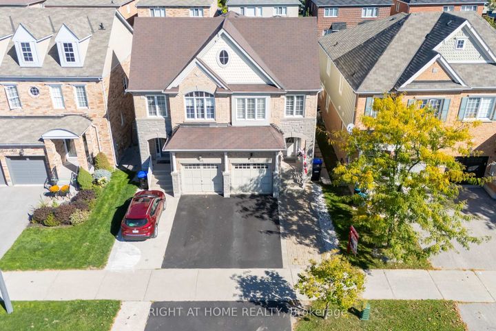 Photo 41 at 182 Meadowhawk Trail, Bradford, Bradford West Gwillimbury