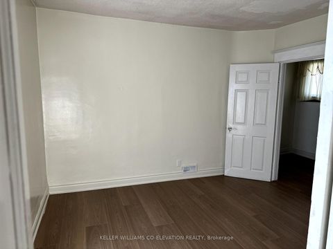 Photo 20 at 172 Oakwood Avenue, Oakwood Village, Toronto
