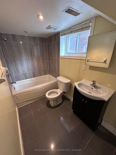Photo 28 at 172 Oakwood Avenue, Oakwood Village, Toronto