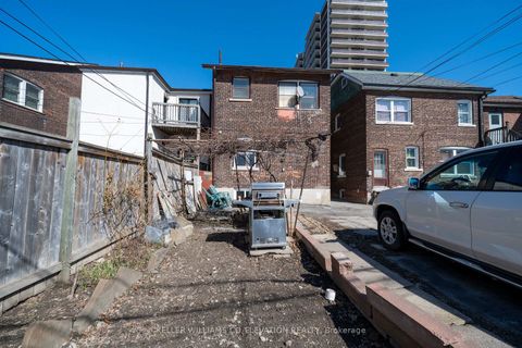 Photo 32 at 172 Oakwood Avenue, Oakwood Village, Toronto