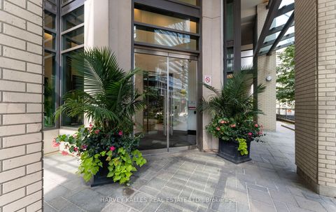 Photo 3 at 1406 - 88 Broadway Avenue, Mount Pleasant West, Toronto