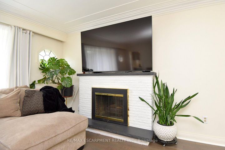 Photo 4 at 45 Dunkirk Drive, Rosedale, Hamilton