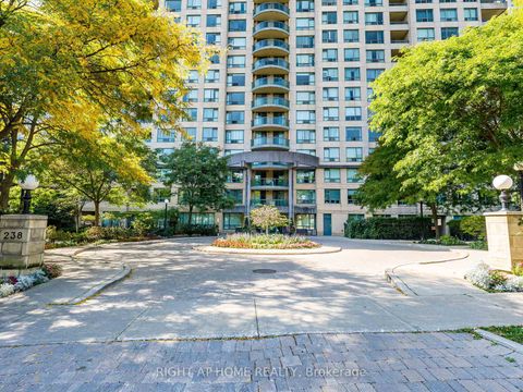 Photo 3 at 2001 - 238 Doris Avenue, Willowdale East, Toronto