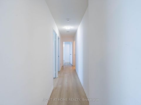 Photo 18 at 2001 - 238 Doris Avenue, Willowdale East, Toronto