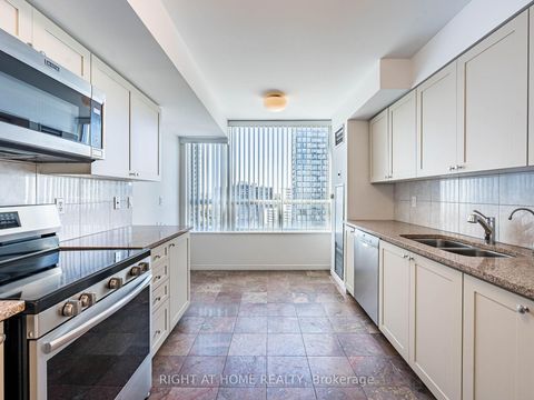Photo 36 at 2001 - 238 Doris Avenue, Willowdale East, Toronto