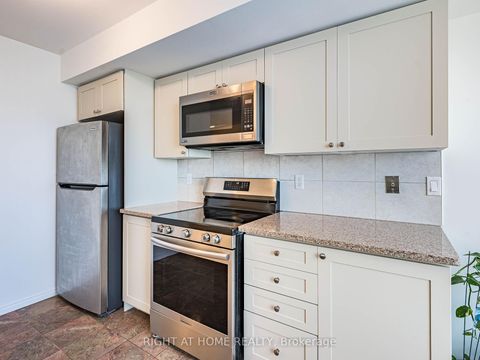 Photo 40 at 2001 - 238 Doris Avenue, Willowdale East, Toronto