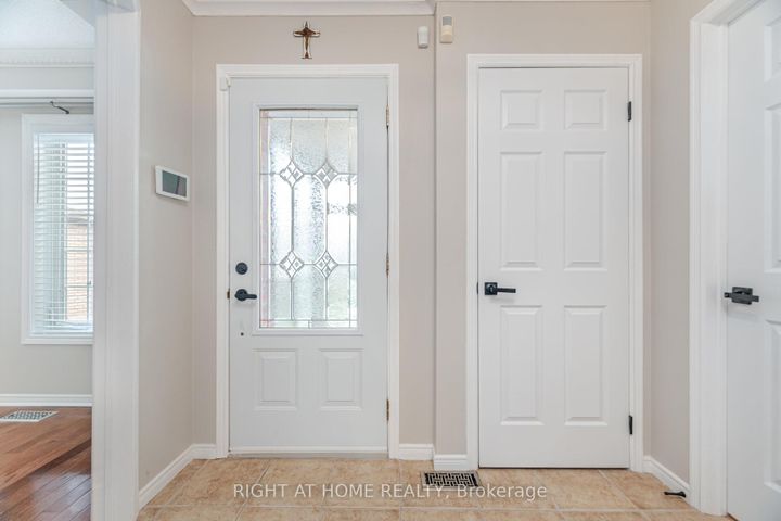 Photo 5 at 27 Lasby Lane, AC Acton, Halton Hills