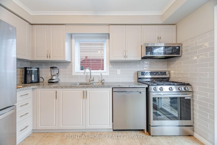 Photo 16 at 27 Lasby Lane, AC Acton, Halton Hills