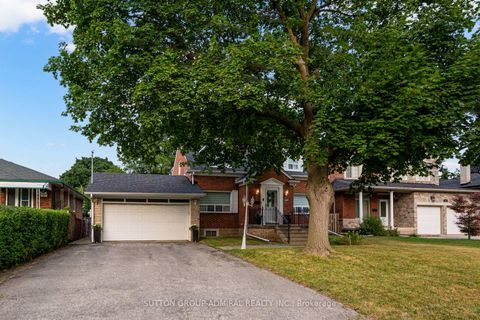 Photo 2 at 103 Neilson Drive, Markland Wood, Toronto