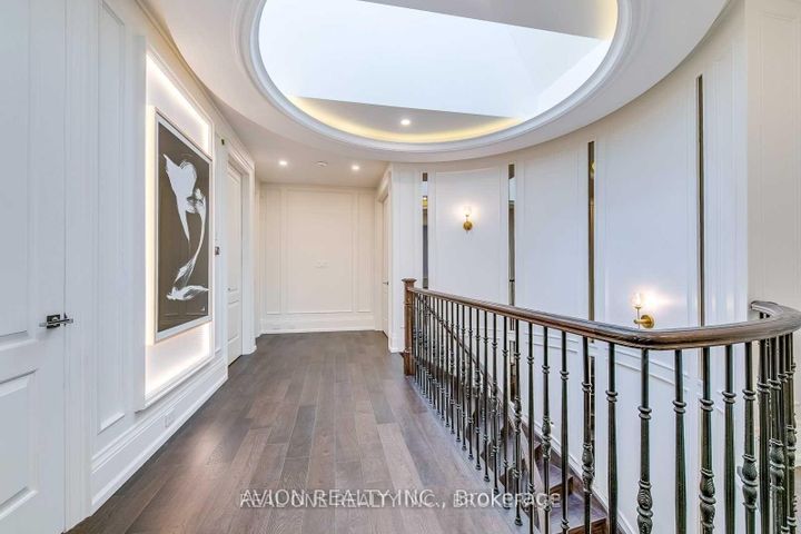 Photo 14 at 3 Sutcliffe Drive, Bayview Village, Toronto