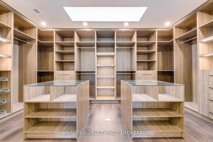 Photo 17 at 3 Sutcliffe Drive, Bayview Village, Toronto