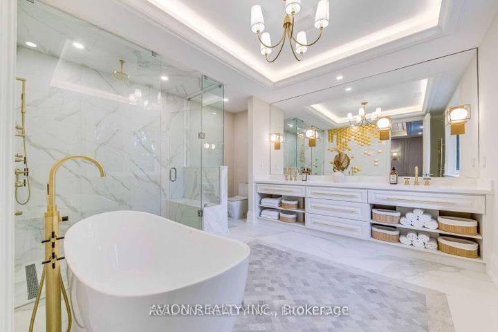 Photo 18 at 3 Sutcliffe Drive, Bayview Village, Toronto