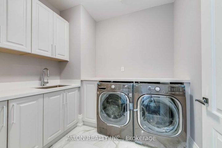 Photo 23 at 3 Sutcliffe Drive, Bayview Village, Toronto