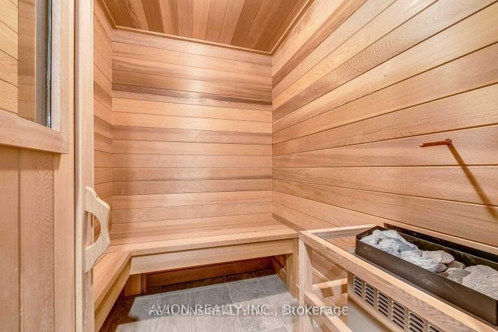 Photo 26 at 3 Sutcliffe Drive, Bayview Village, Toronto