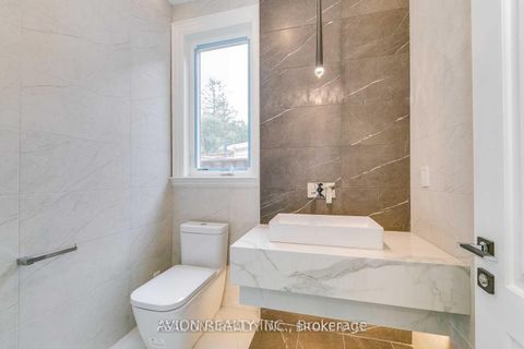 Photo 24 at 3 Sutcliffe Drive, Bayview Village, Toronto