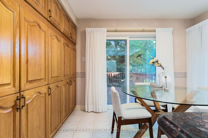 Photo 14 at 8 Roverdale Court, Unionville, Markham