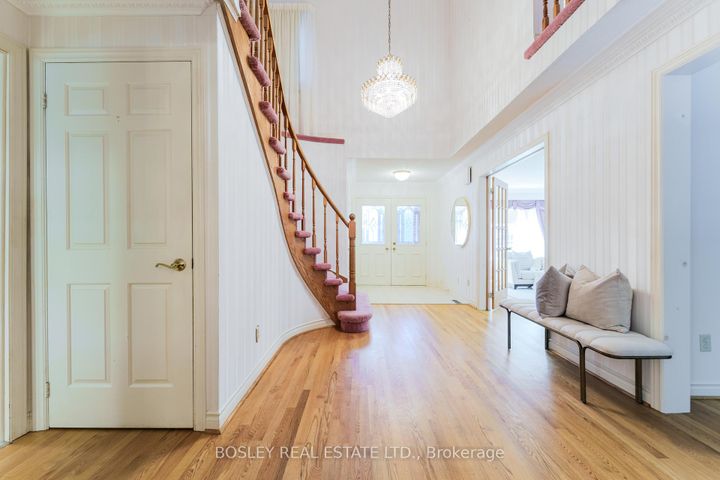 Photo 18 at 8 Roverdale Court, Unionville, Markham