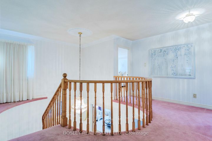 Photo 29 at 8 Roverdale Court, Unionville, Markham