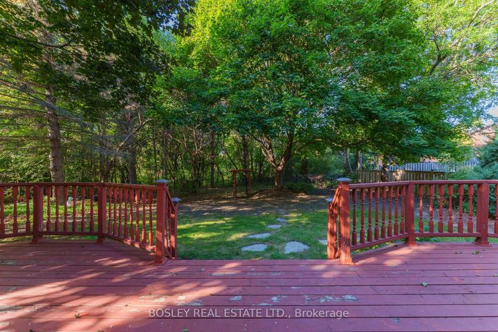 Photo 32 at 8 Roverdale Court, Unionville, Markham