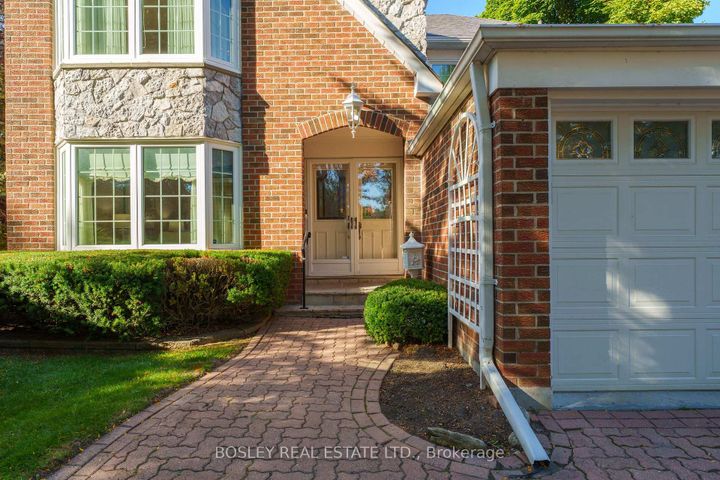 Photo 34 at 8 Roverdale Court, Unionville, Markham