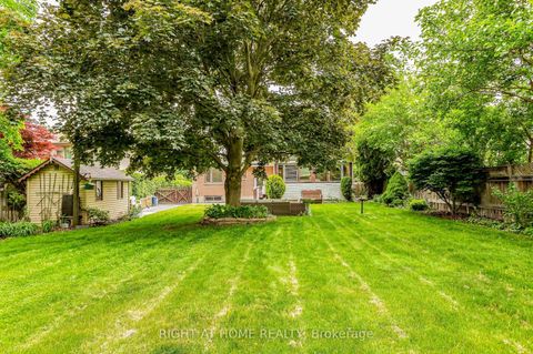 Photo 2 at 411 Maplehurst Avenue, WO West, Oakville