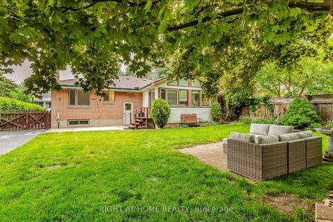 Photo 35 at 411 Maplehurst Avenue, WO West, Oakville