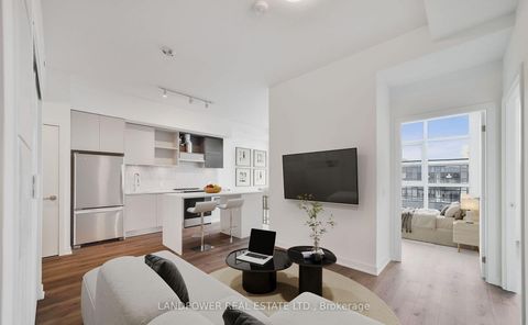 Photo 1 at PH09 - 405 Dundas Street W, GO Glenorchy, Oakville