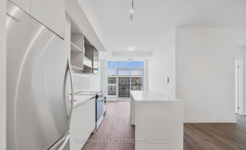 Photo 14 at PH09 - 405 Dundas Street W, GO Glenorchy, Oakville
