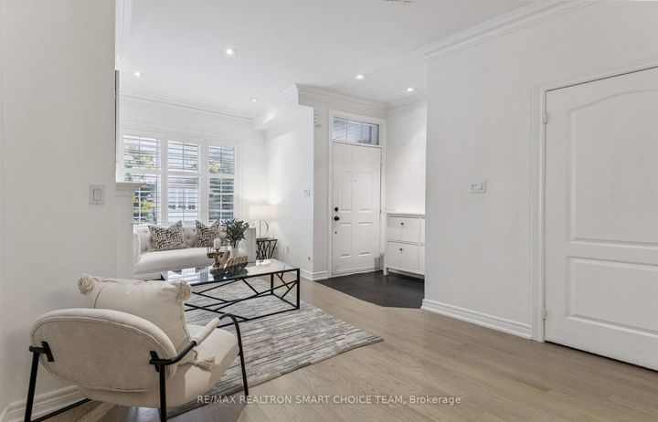 Photo 3 at 34 McBride Lane, Willowdale West, Toronto