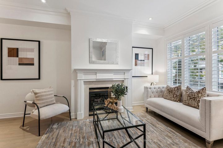 Photo 5 at 34 McBride Lane, Willowdale West, Toronto