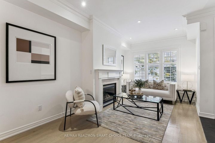 Photo 6 at 34 McBride Lane, Willowdale West, Toronto