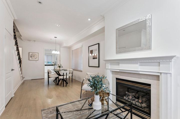 Photo 8 at 34 McBride Lane, Willowdale West, Toronto